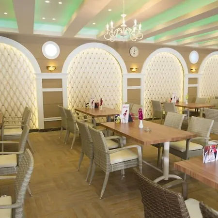 Lavinia Apart & Hotel-2